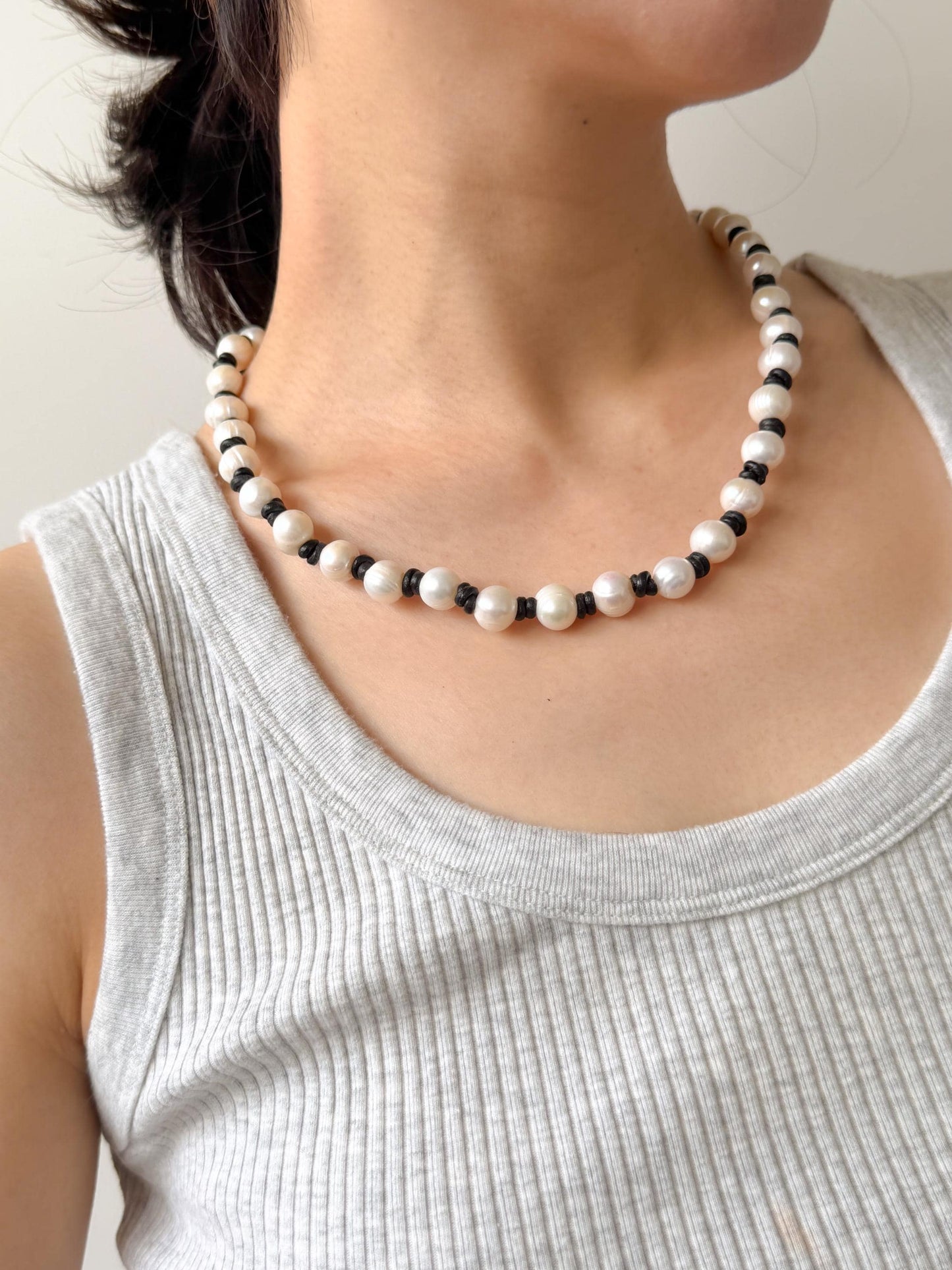 Freshwater Pearl Necklace by Le Jardin Perles