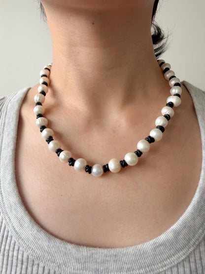 Additional view of freshwater pearl necklace by Le Jardin Perles