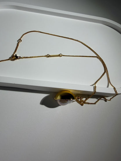 Additional view of freshwater pearl pendant necklace by Le Jardin Perles