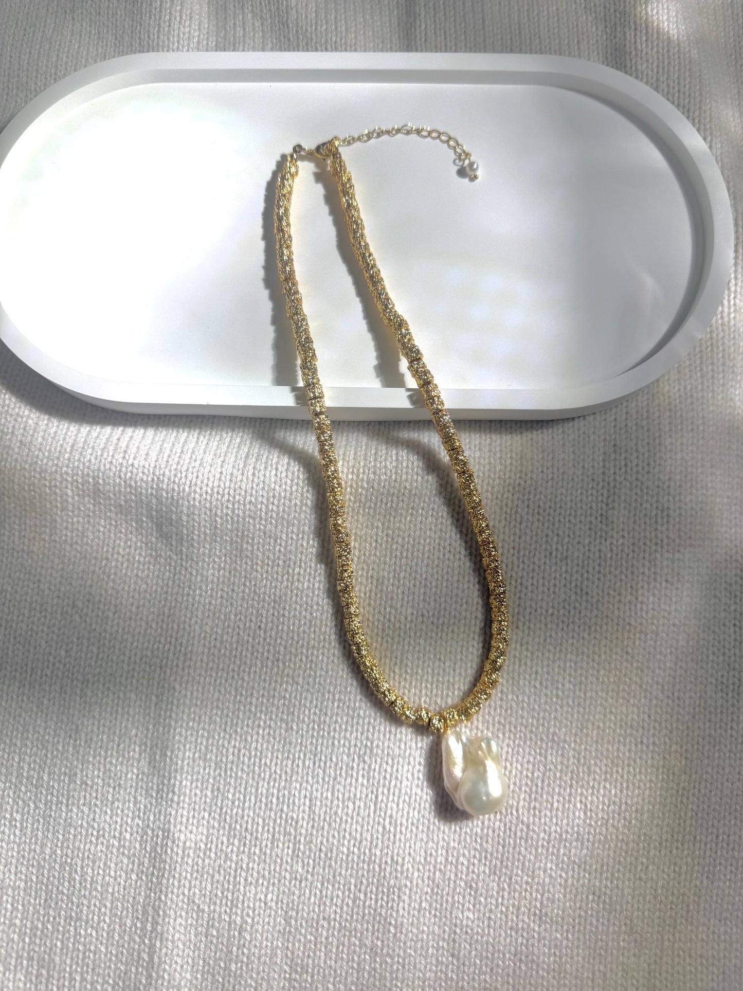 Additional view of textured 18k gold plated baroque pearl pendant necklace by Le Jardin Perles