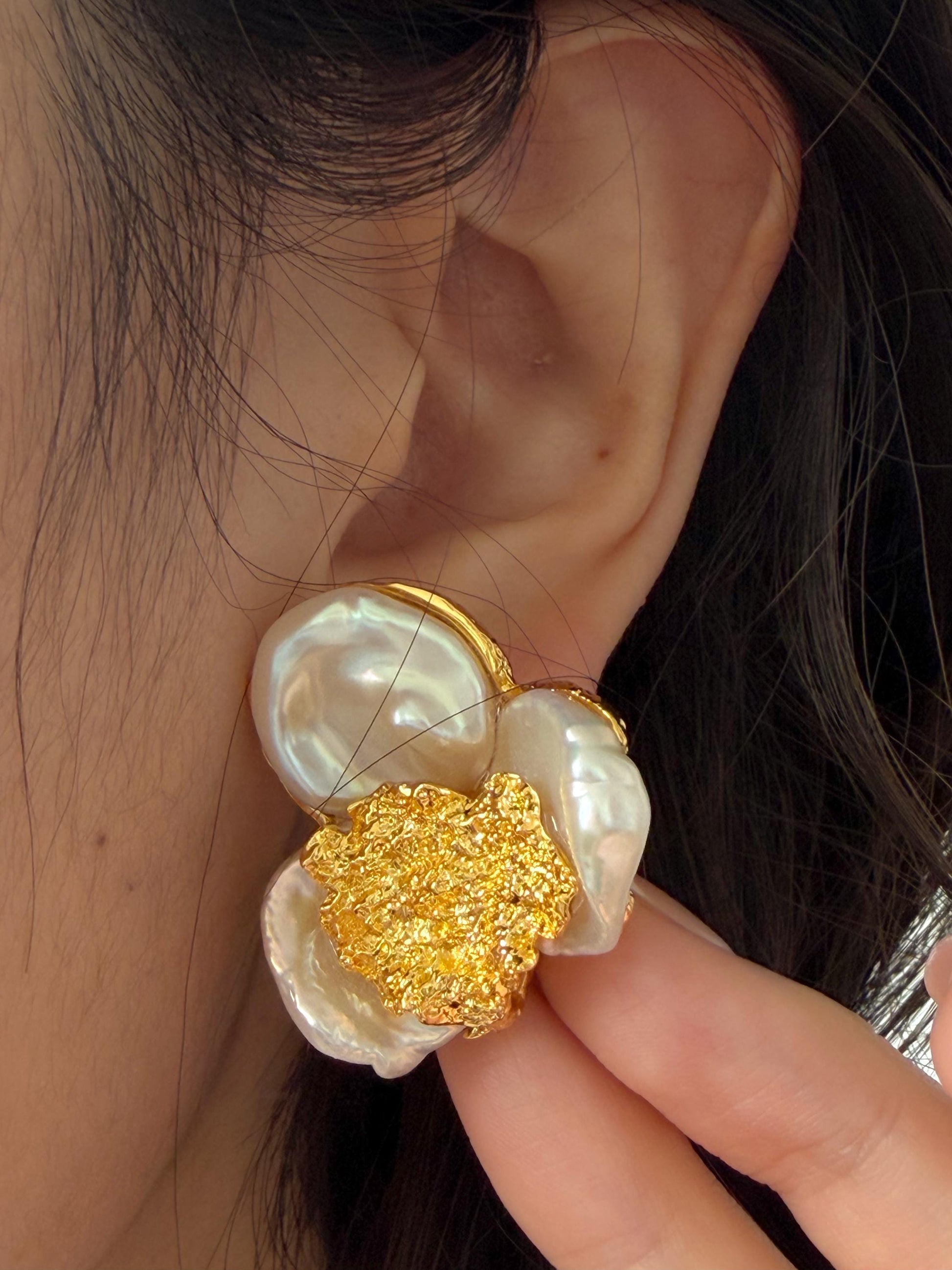 Additional view of 18k gold plated flower pearl statement earrings by Le Jardin Perles