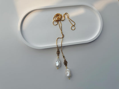 Additional view of baroque pearl lariat by Le Jardin Perles