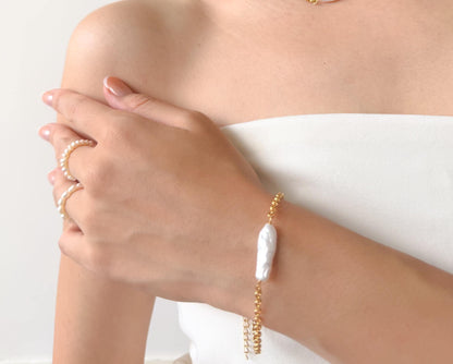 Baroque Keshi Pearl Bracelet by Le Jardin Perles