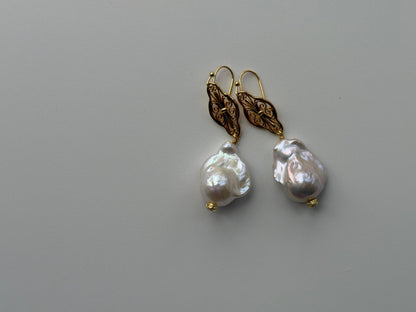 Additional view of baroque pearl drop earrings by Le Jardin Perles
