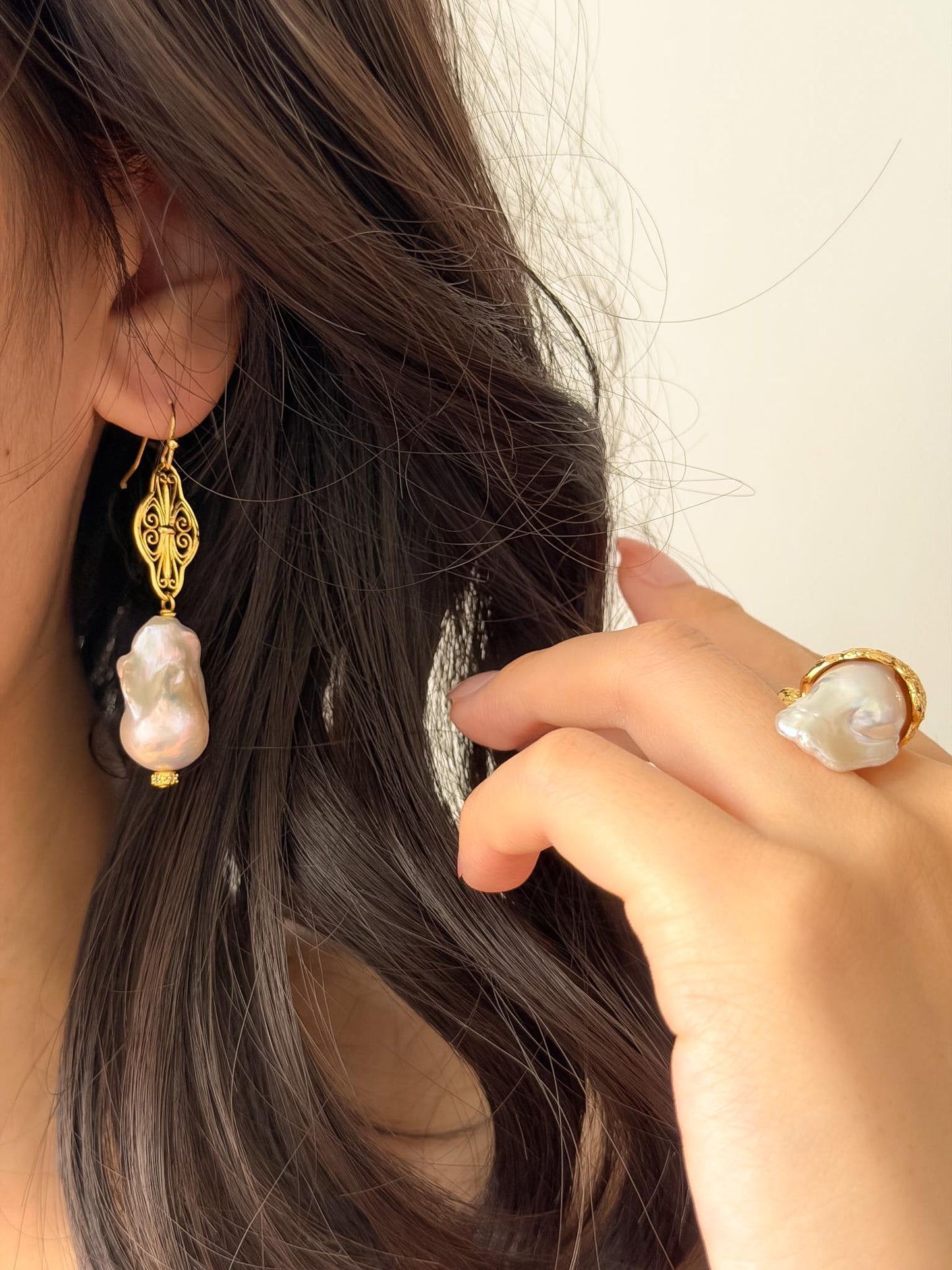 Additional view of baroque pearl drop earrings by Le Jardin Perles