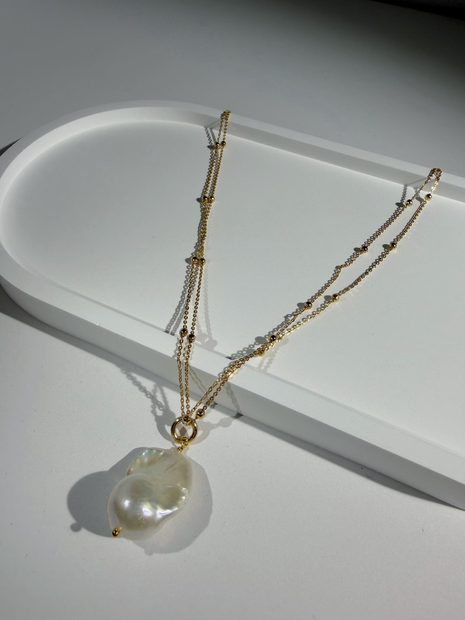 Additional view of baroque pearl necklace by Le Jardin Perles