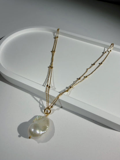 Additional view of baroque pearl necklace by Le Jardin Perles