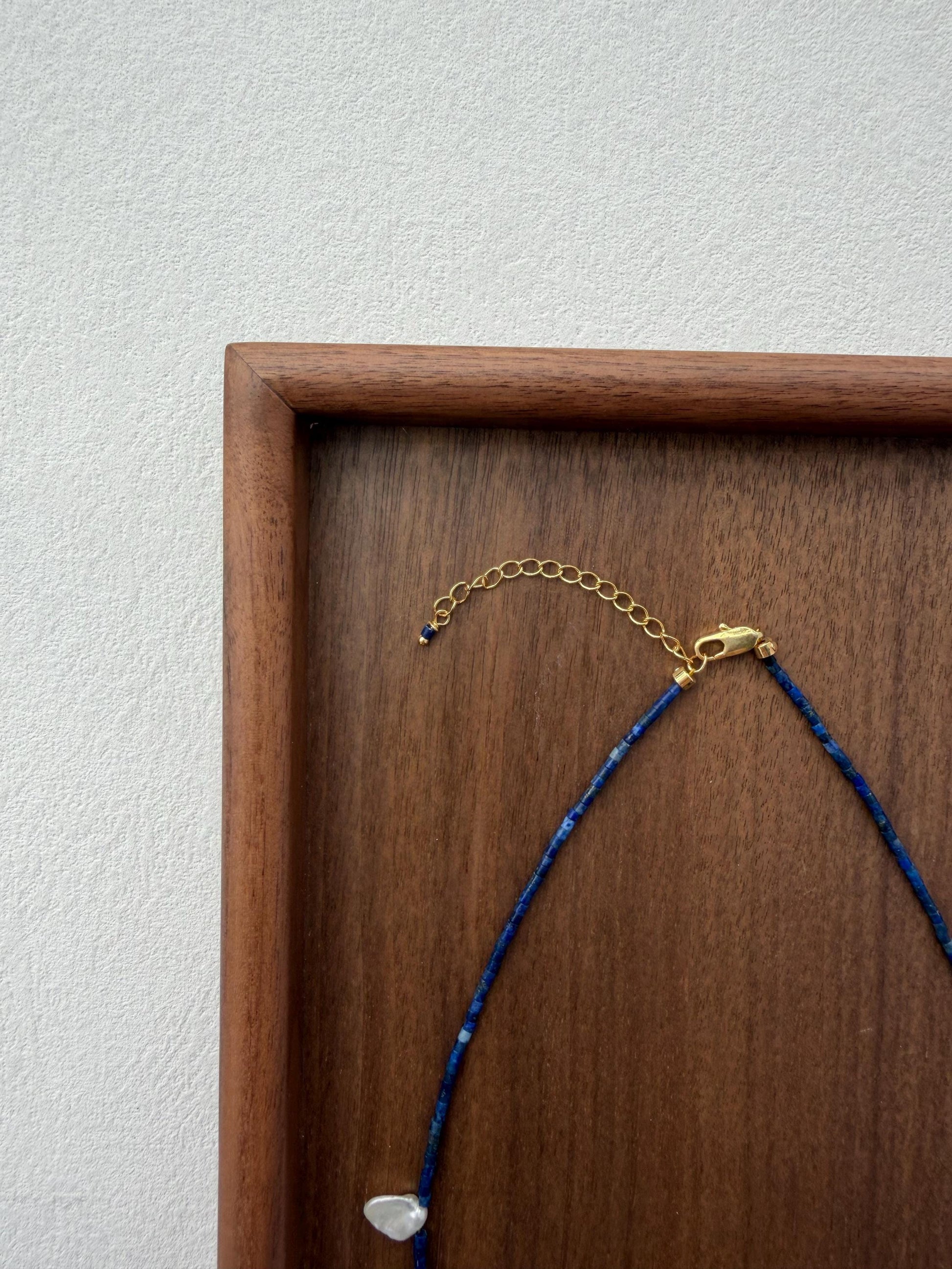 Additional view of lapis lazuli baroque pearl necklace by Le Jardin Perles