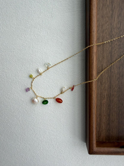 Additional view of summer beach fresh minimalist gold chain jewelry freshwater by Le Jardin Perles