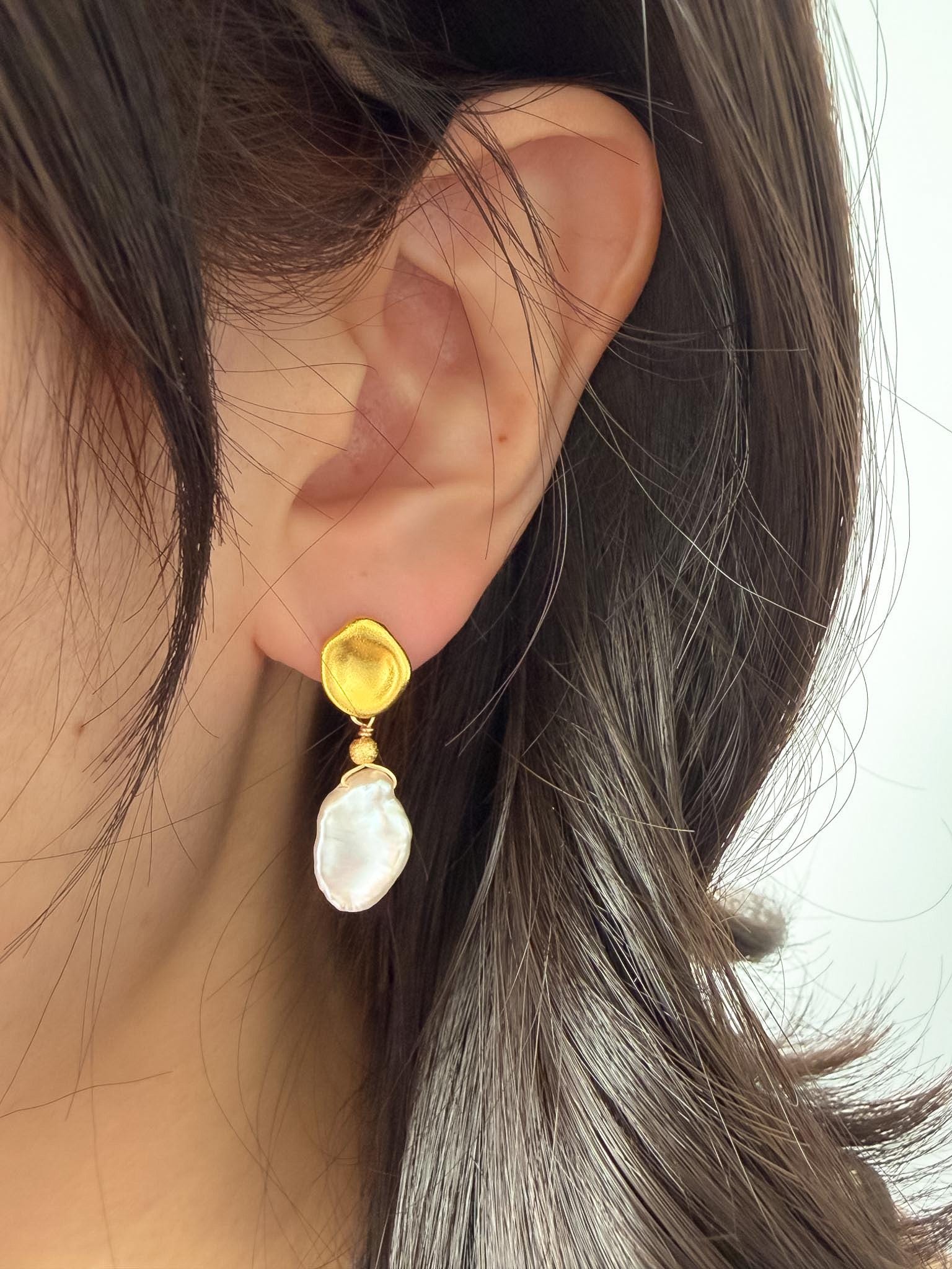 Additional view of baroque keshi pearl drop earrings by Le Jardin Perles