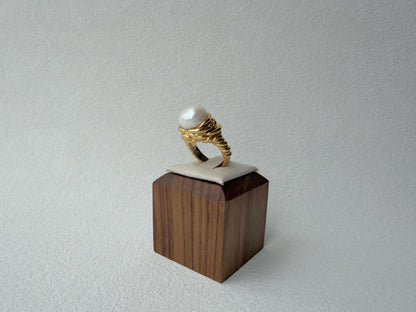 Additional view of statement freshwater pearl ring by Le Jardin Perles