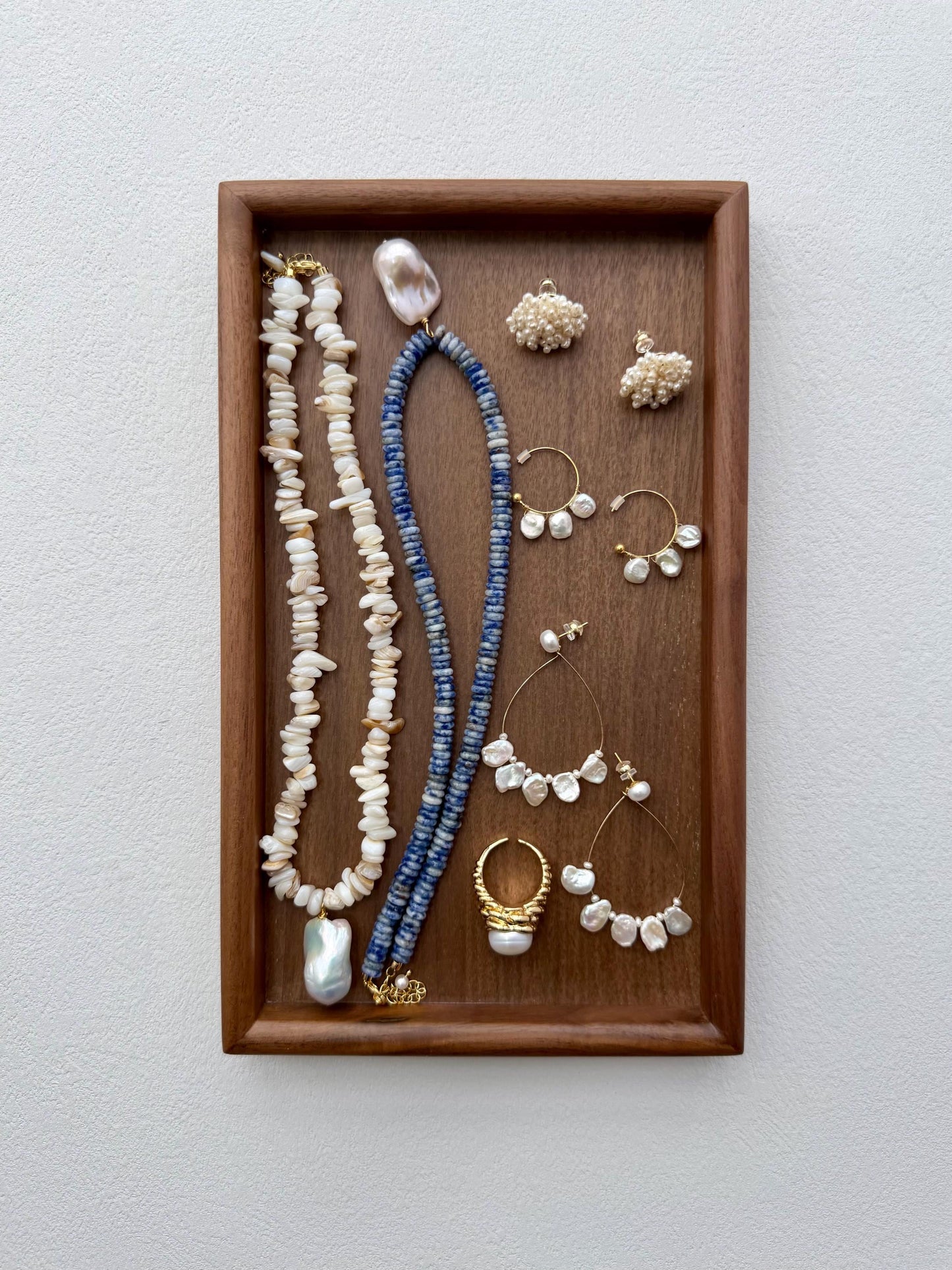 Additional view of coastal baroque pearl necklace by Le Jardin Perles