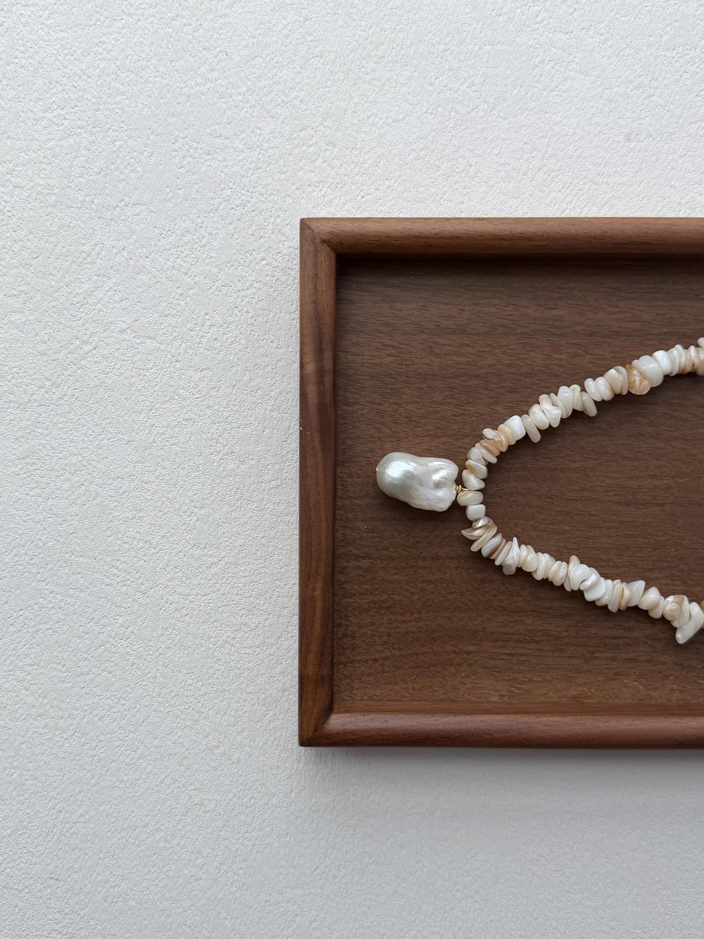 Additional view of coastal baroque pearl necklace by Le Jardin Perles