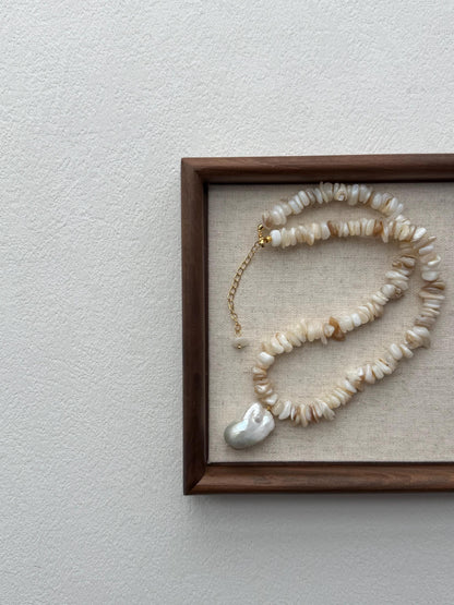 Additional view of coastal baroque pearl necklace by Le Jardin Perles