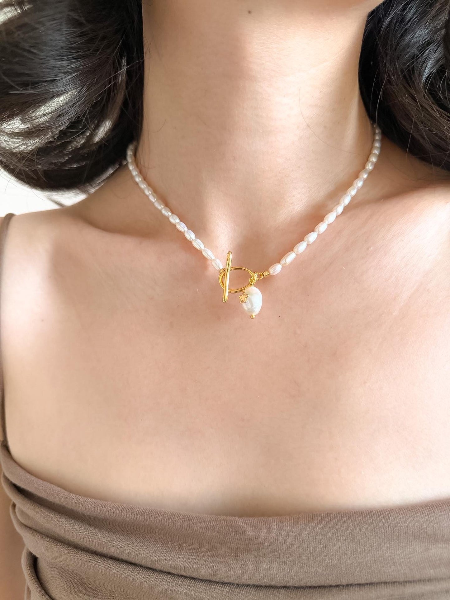 Additional view of toggle pearl necklace by Le Jardin Perles
