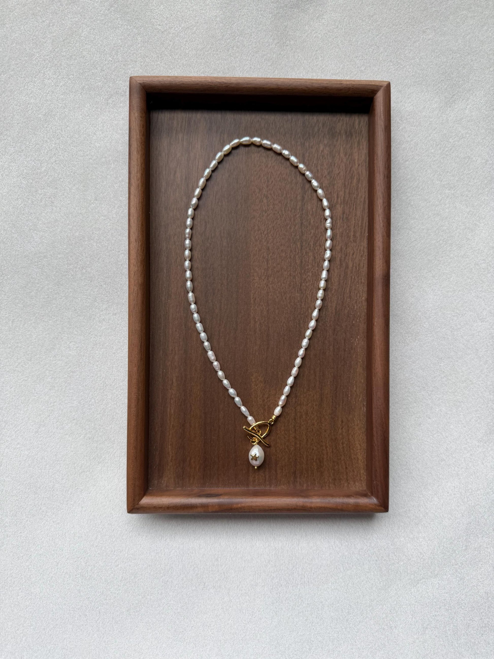 Additional view of toggle pearl necklace by Le Jardin Perles